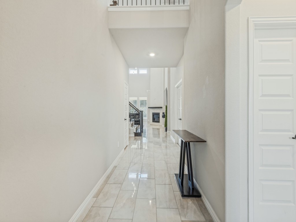 1267 Binfield Drive