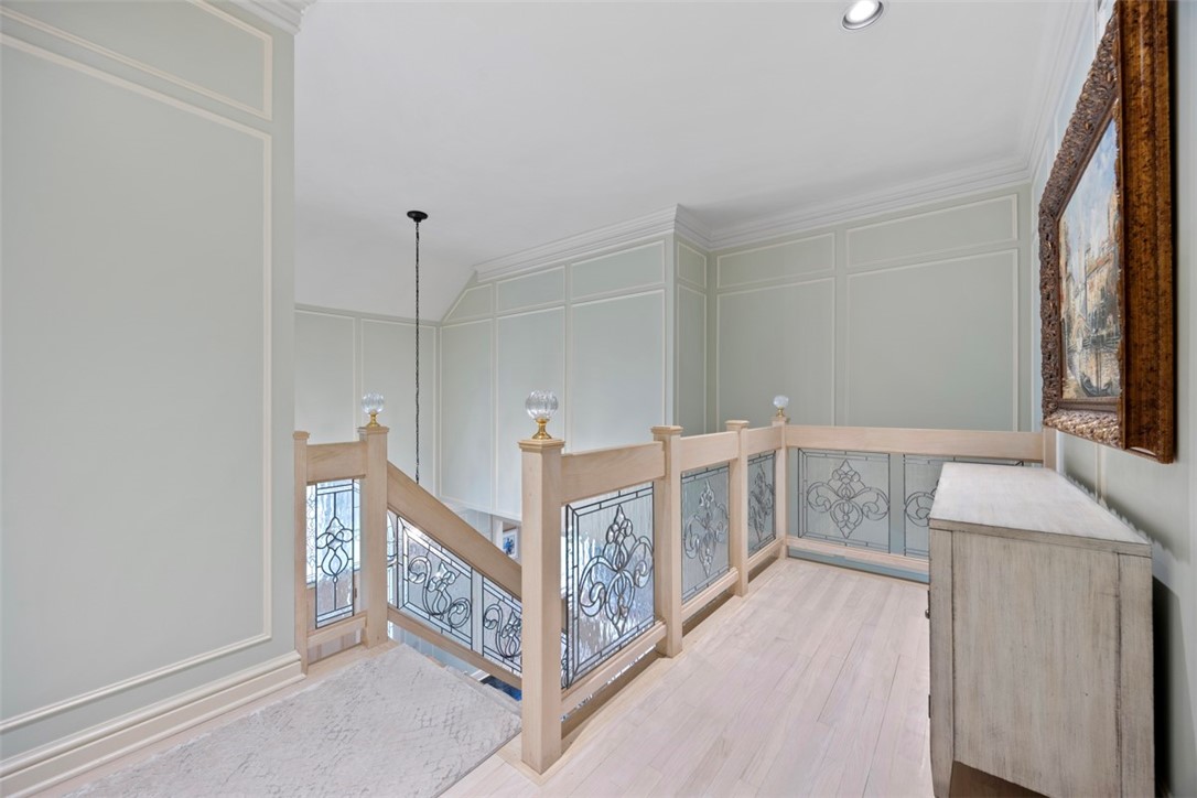 100 Ashley Ct
