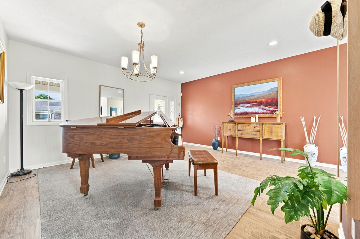 316 Ridge View COURT