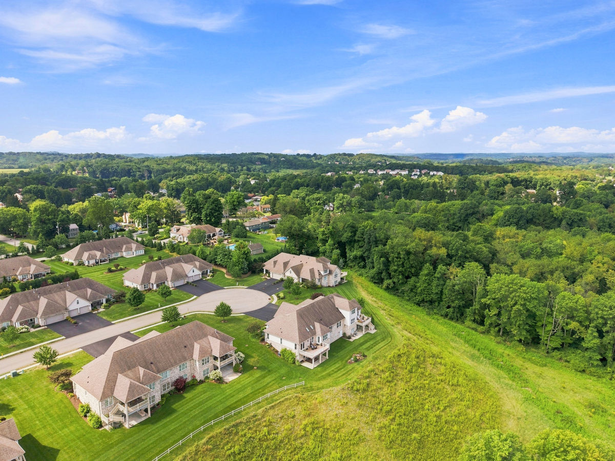 316 Ridge View COURT