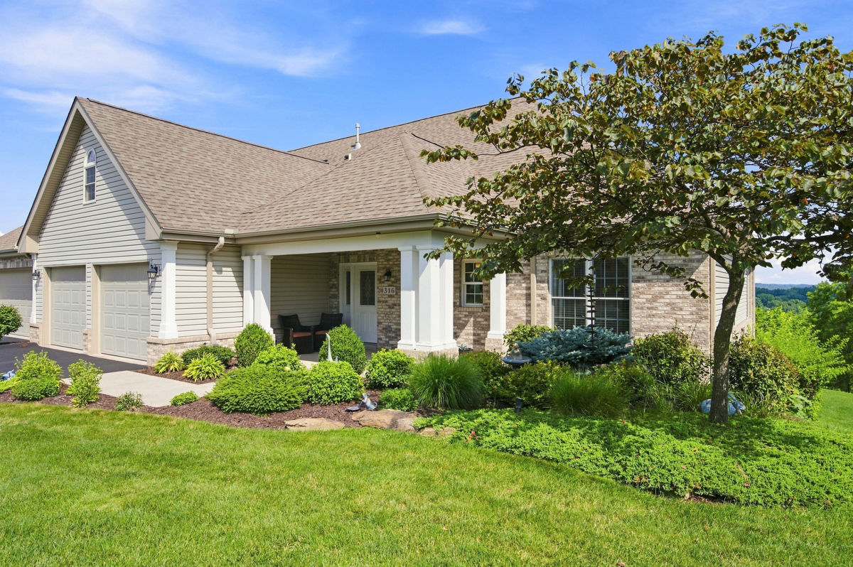 316 Ridge View COURT