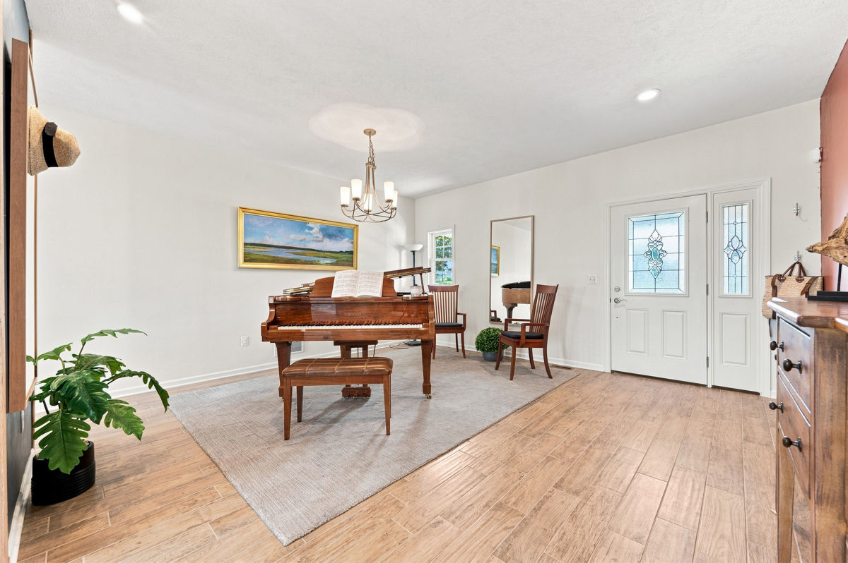 316 Ridge View COURT
