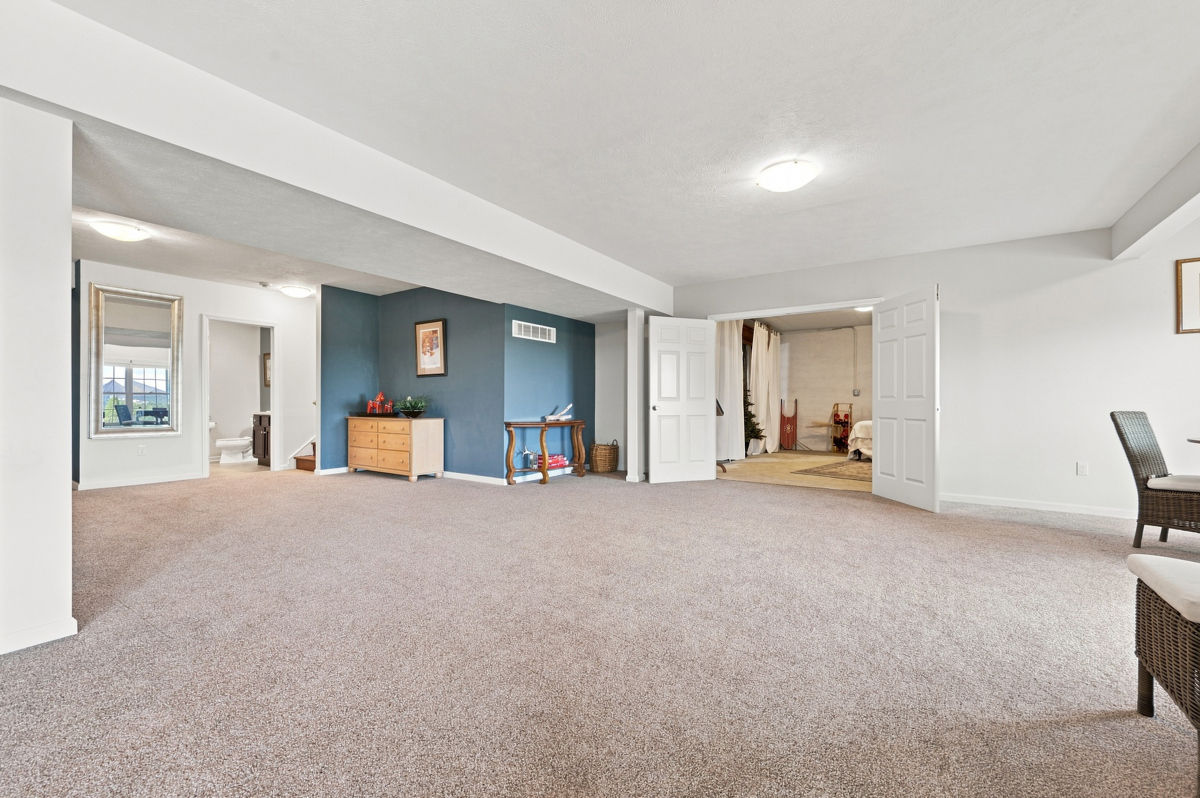316 Ridge View COURT