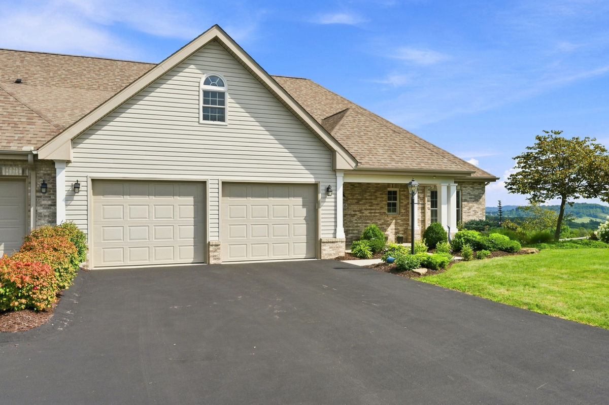 316 Ridge View COURT