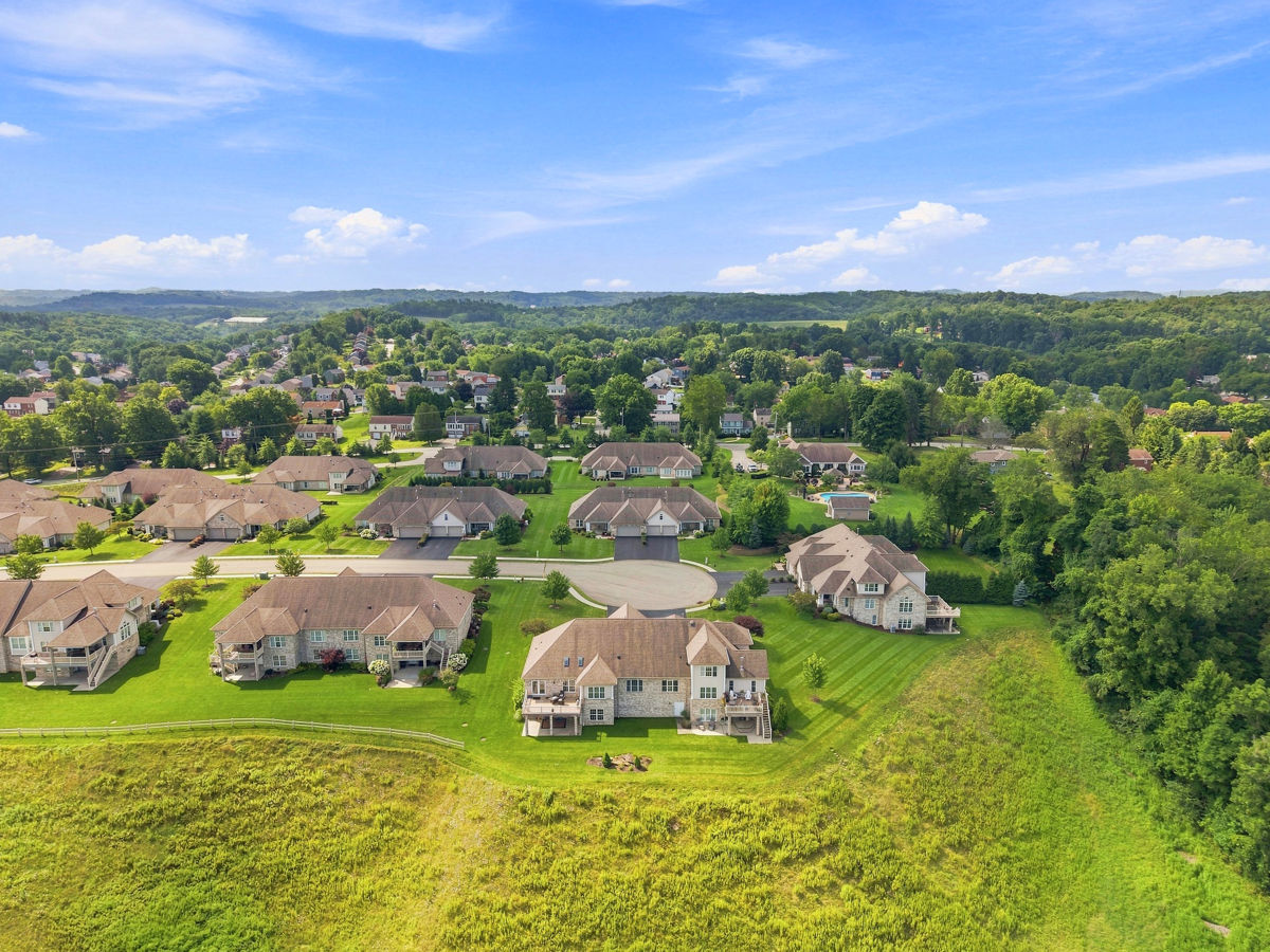 316 Ridge View COURT