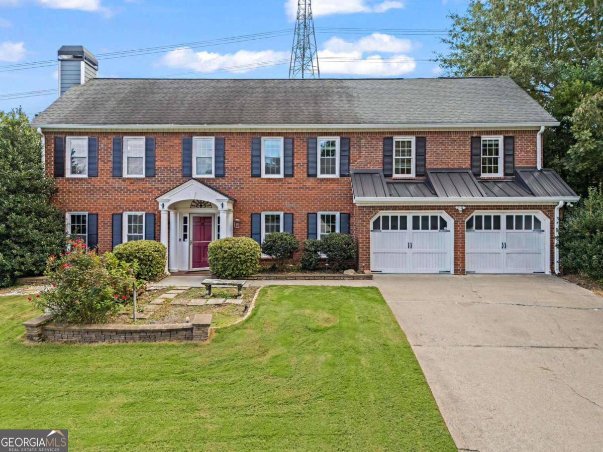2262 Pine Warbler Way