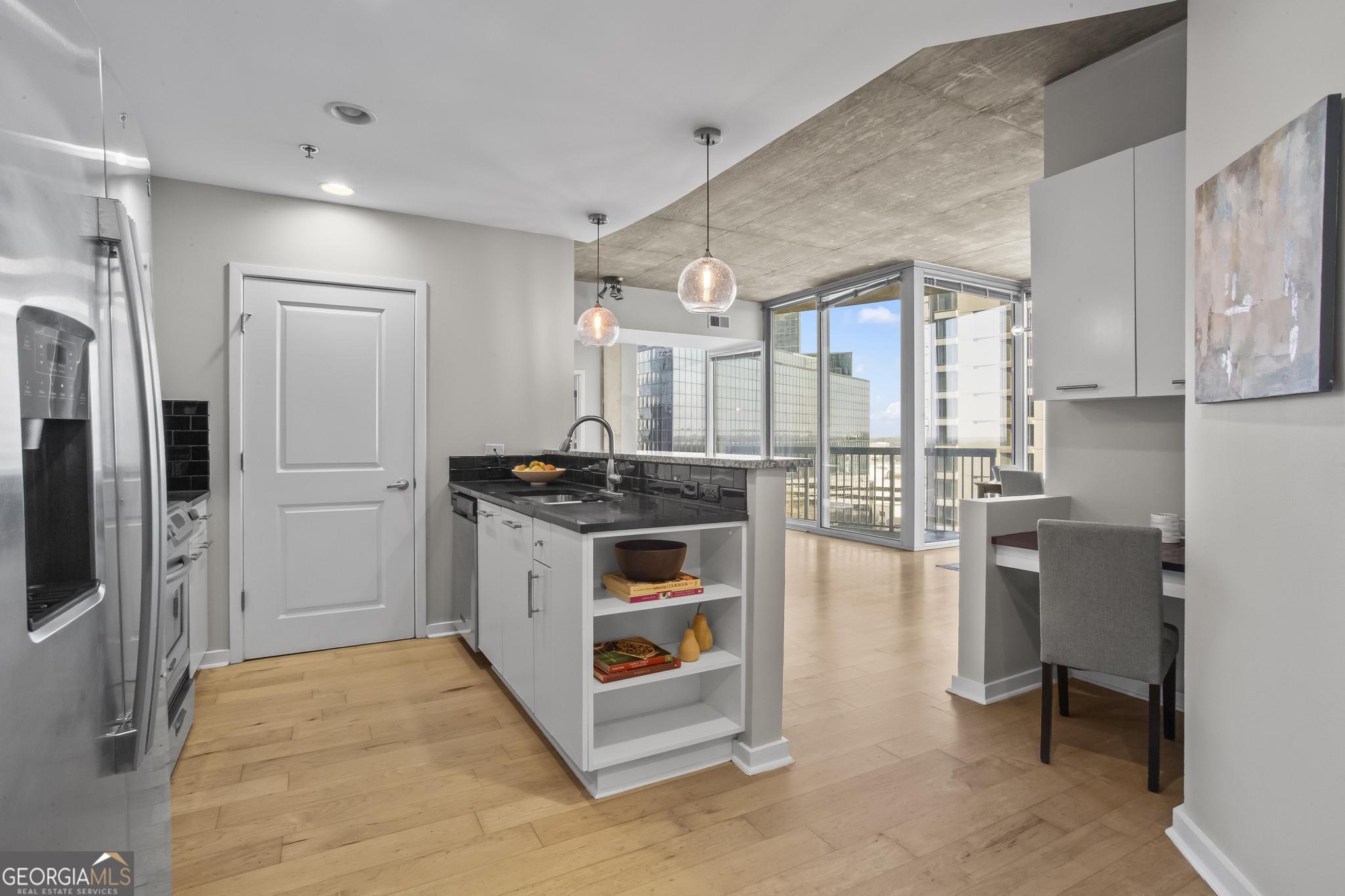 3324 Peachtree Road NE # 901
