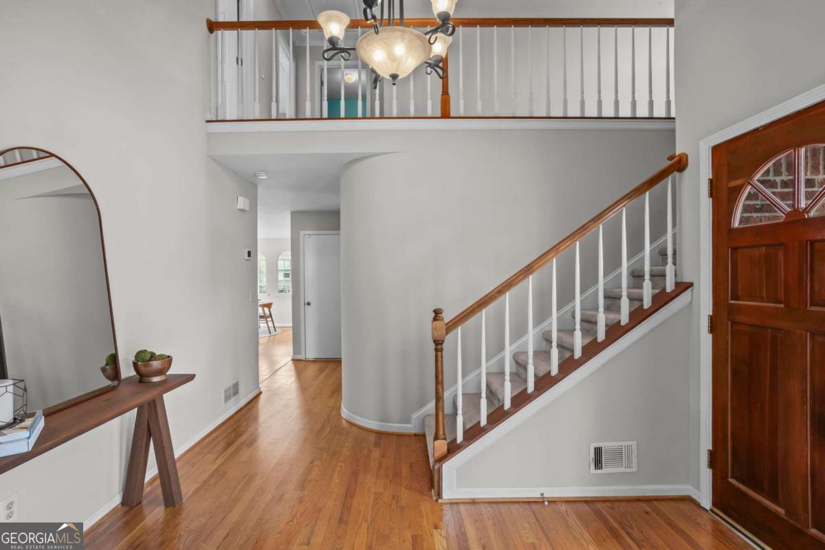 1175 Alexandria Court NE