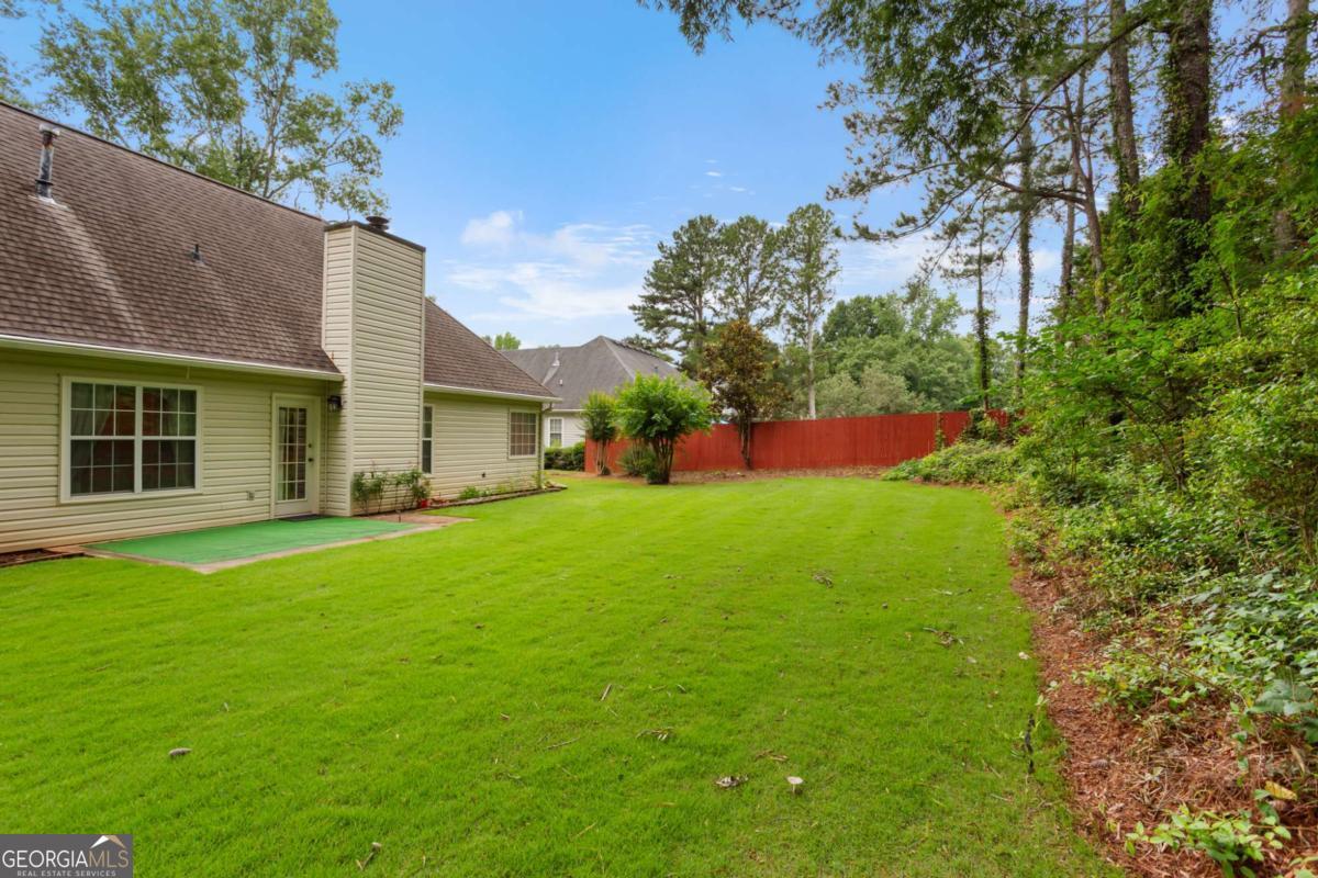 435 Crosshaven Way