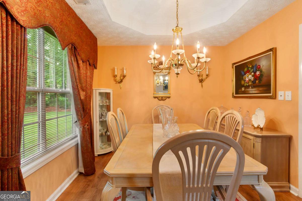 435 Crosshaven Way