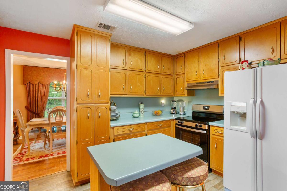 435 Crosshaven Way