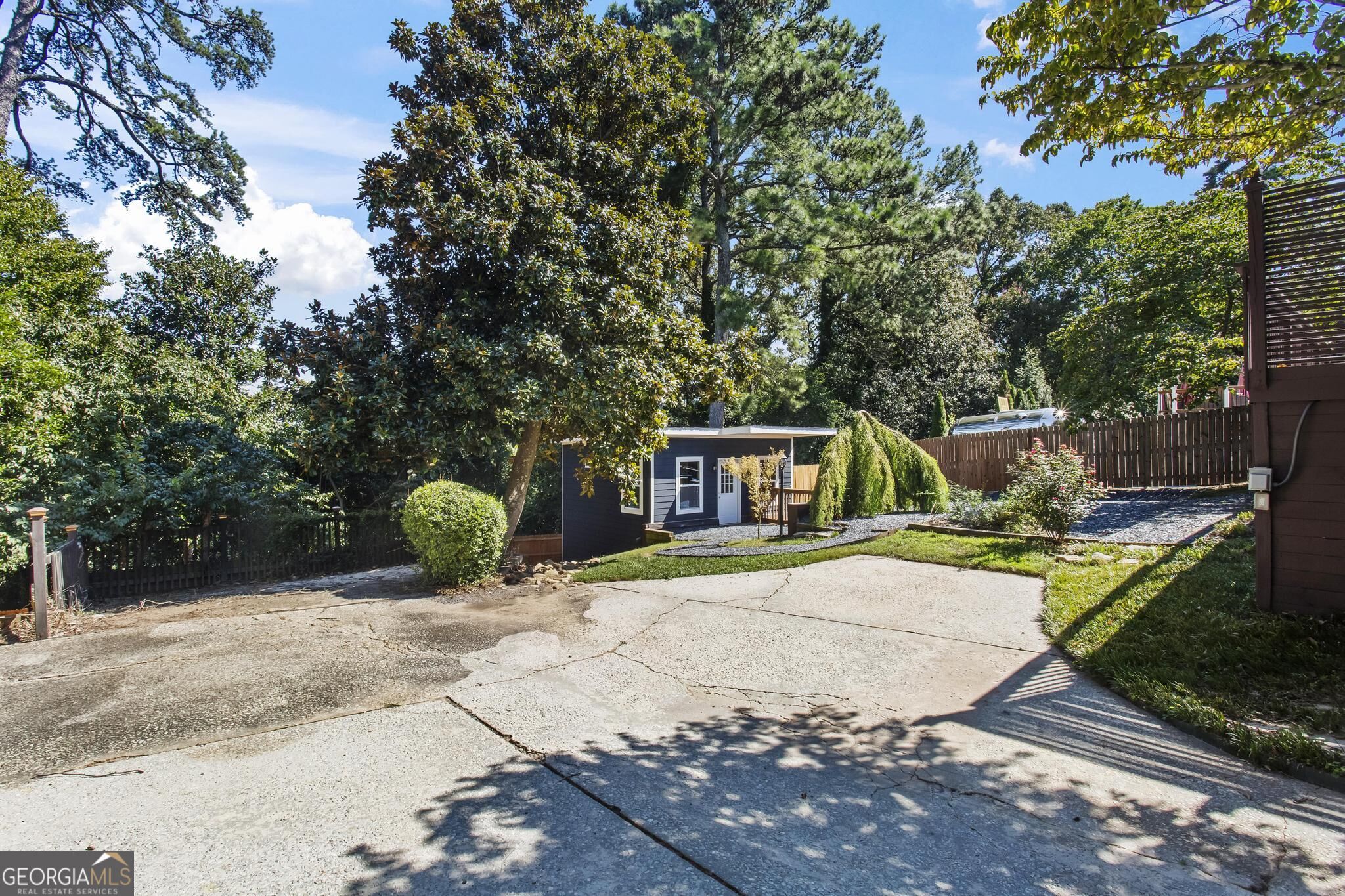 2695 Sharondale Drive NE