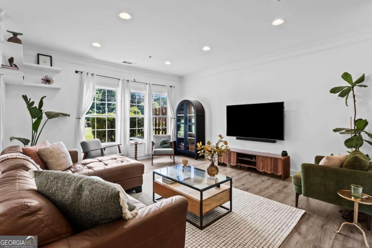 305 Glen Ivy