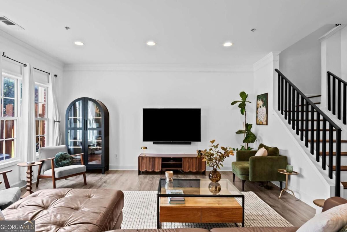 305 Glen Ivy