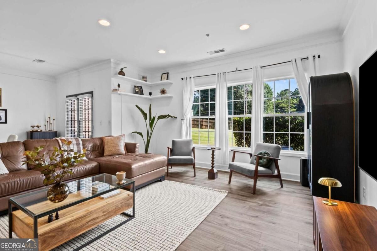 305 Glen Ivy