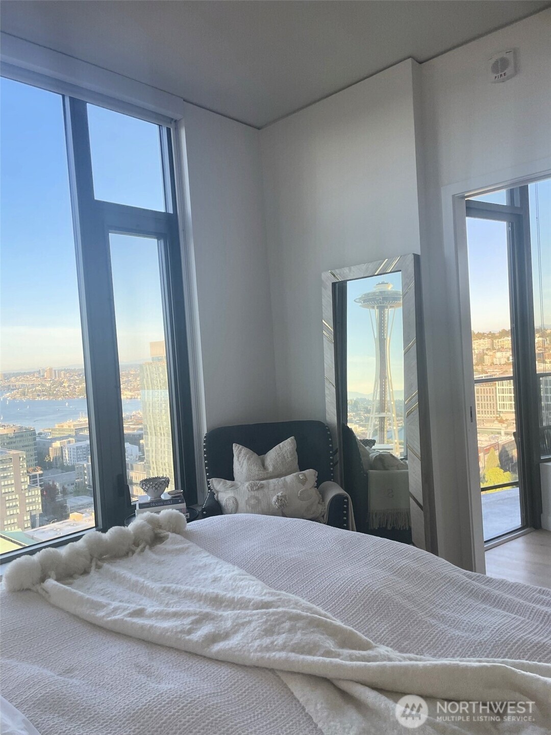 2510 6th Avenue Unit: 2602