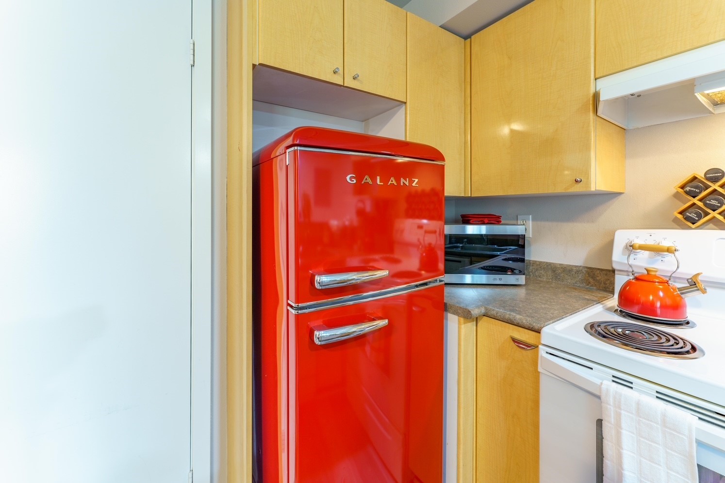 425 Vine Street Unit: 419