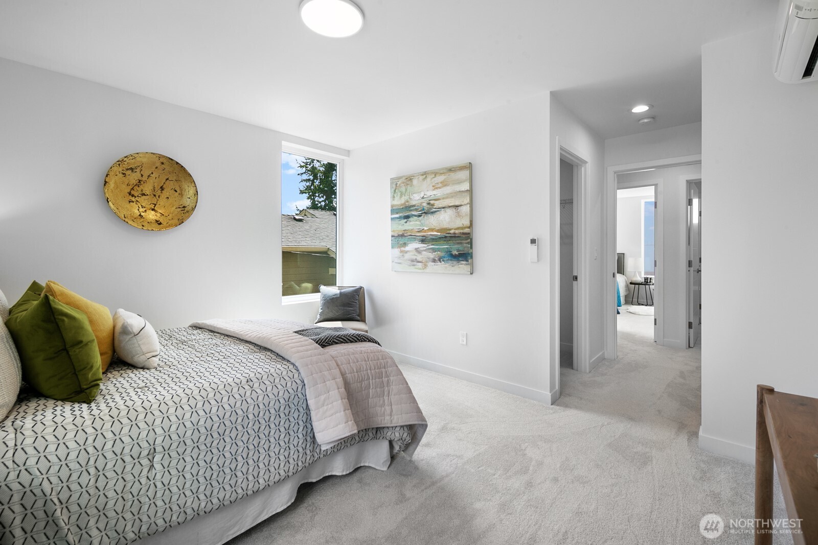 8825 Wallingford Avenue N