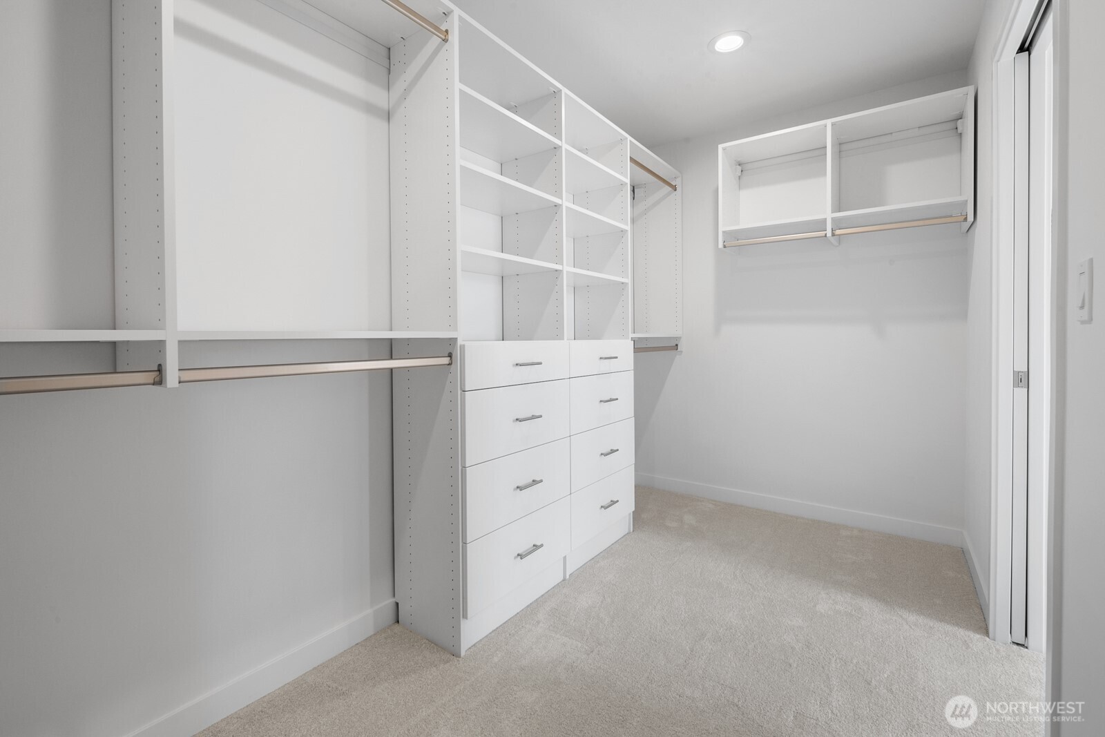 8825 Wallingford Avenue N