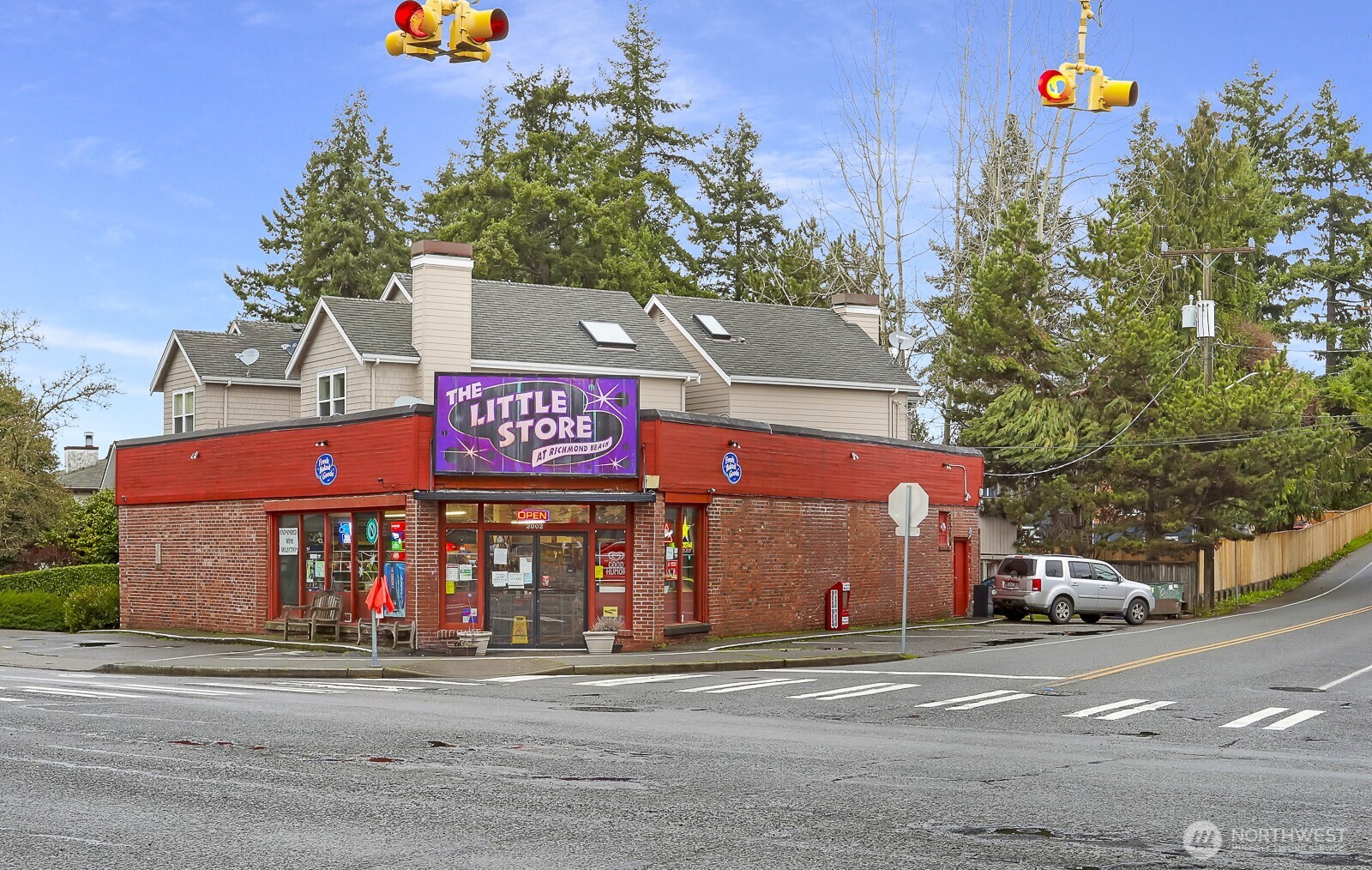 20415 12th Place NW