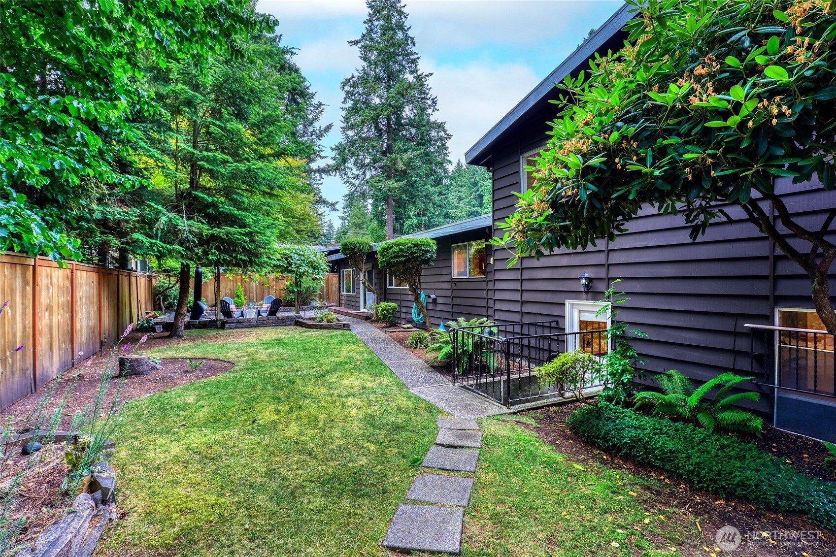 20415 12th Place NW