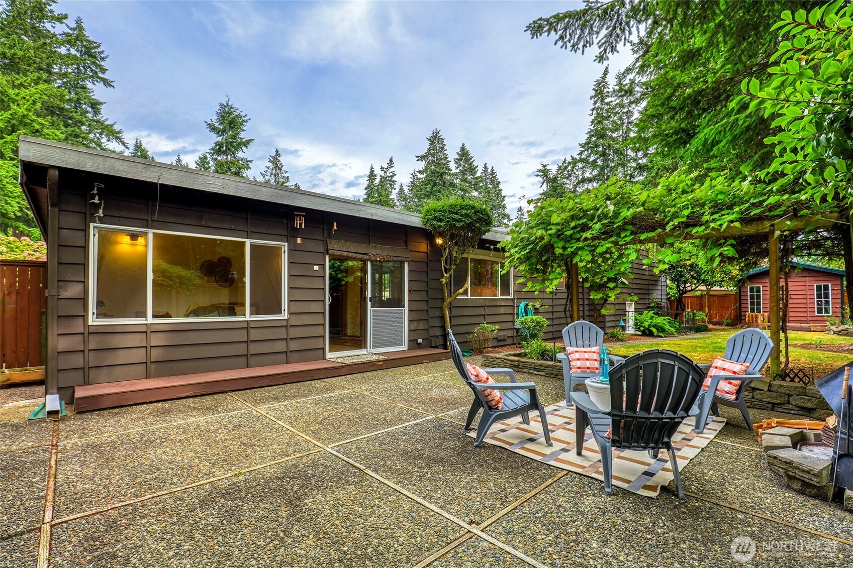 20415 12th Place NW