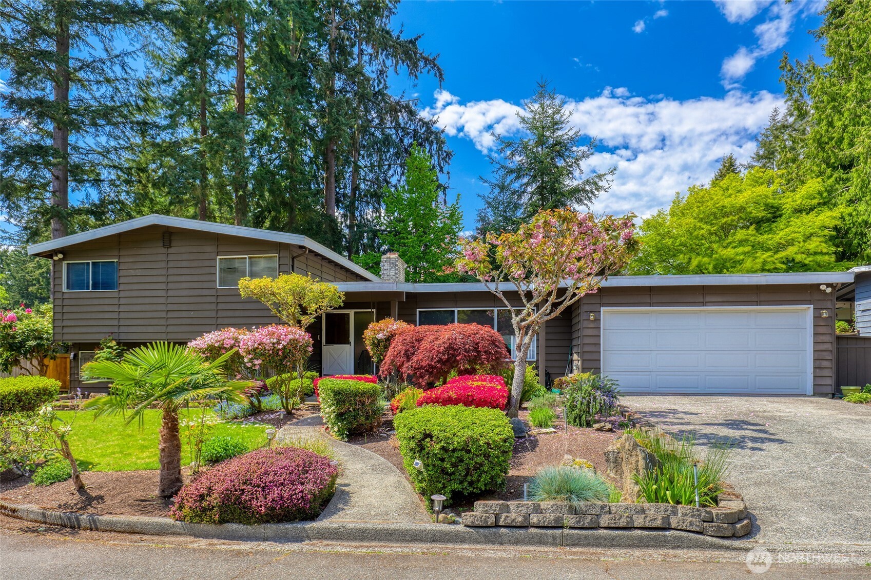 20415 12th Place NW