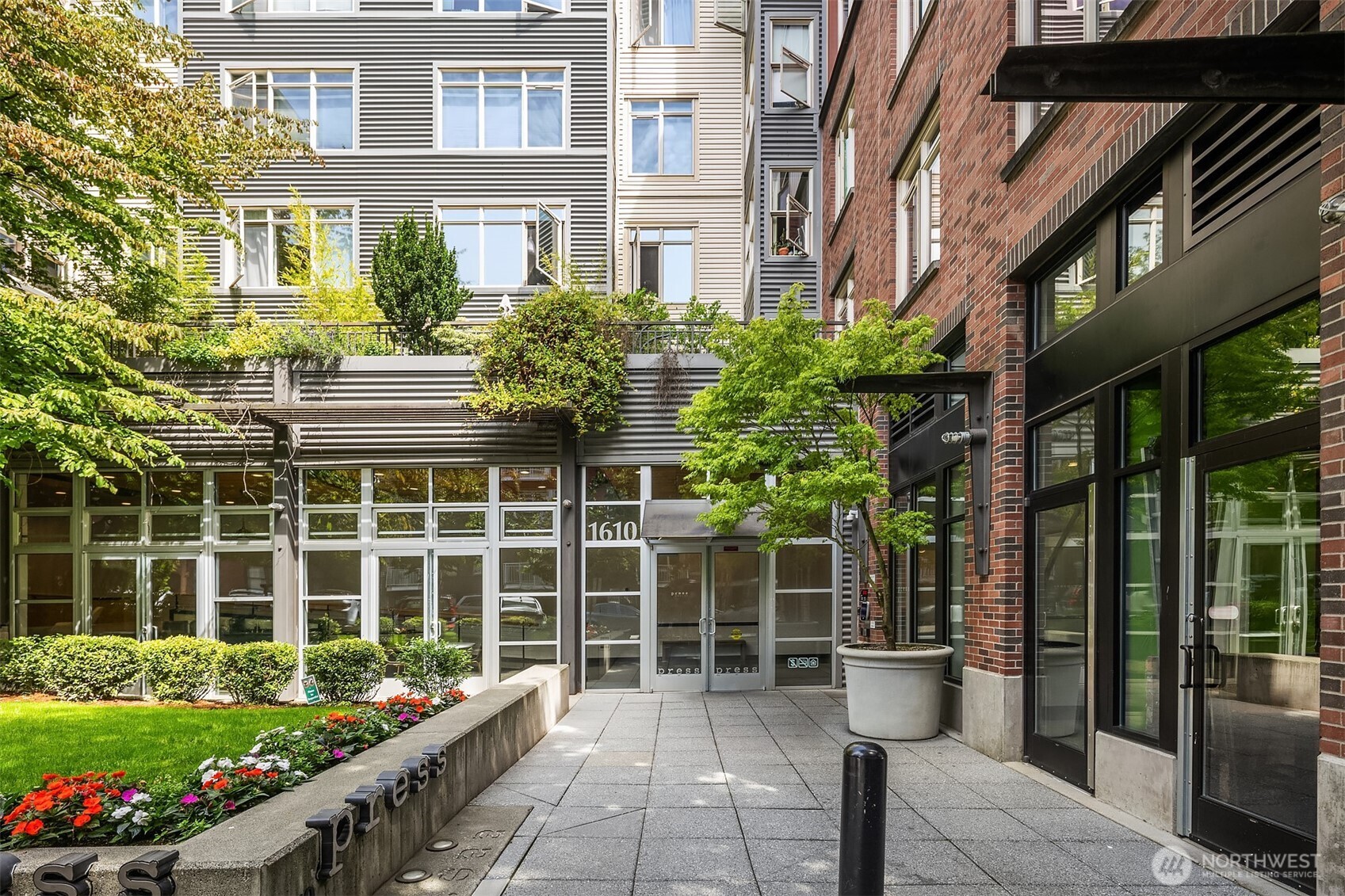 1610 Belmont Avenue Unit: 314