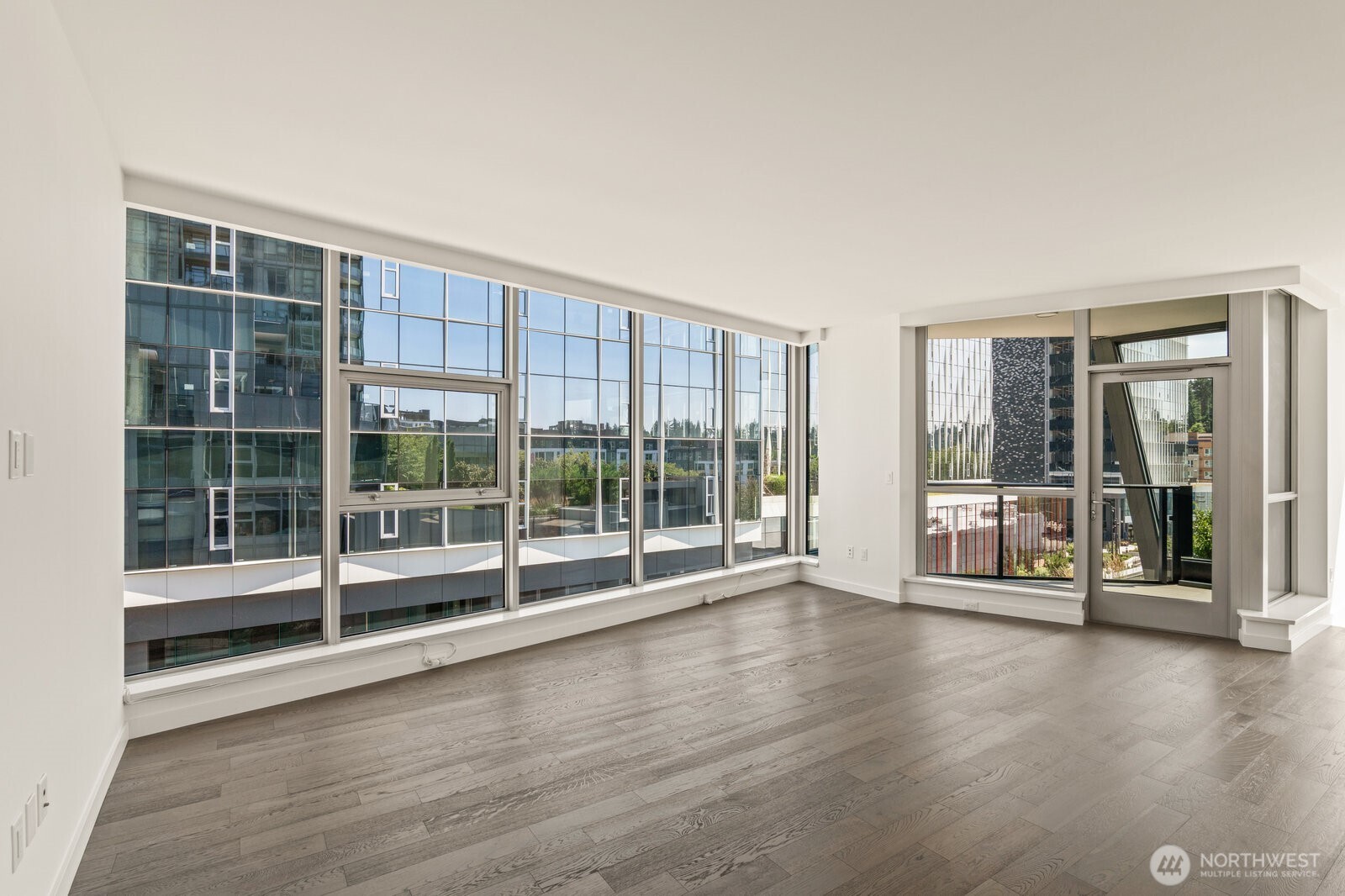 188 Bellevue Way NE Unit: 412