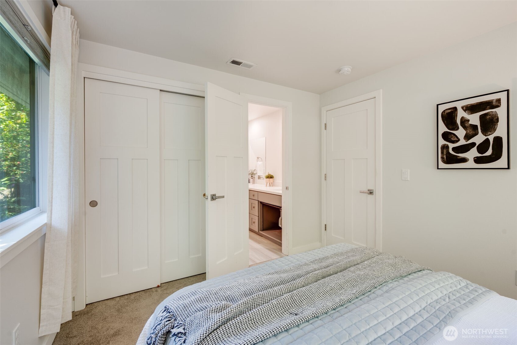 327 Martin Luther King Jr Way