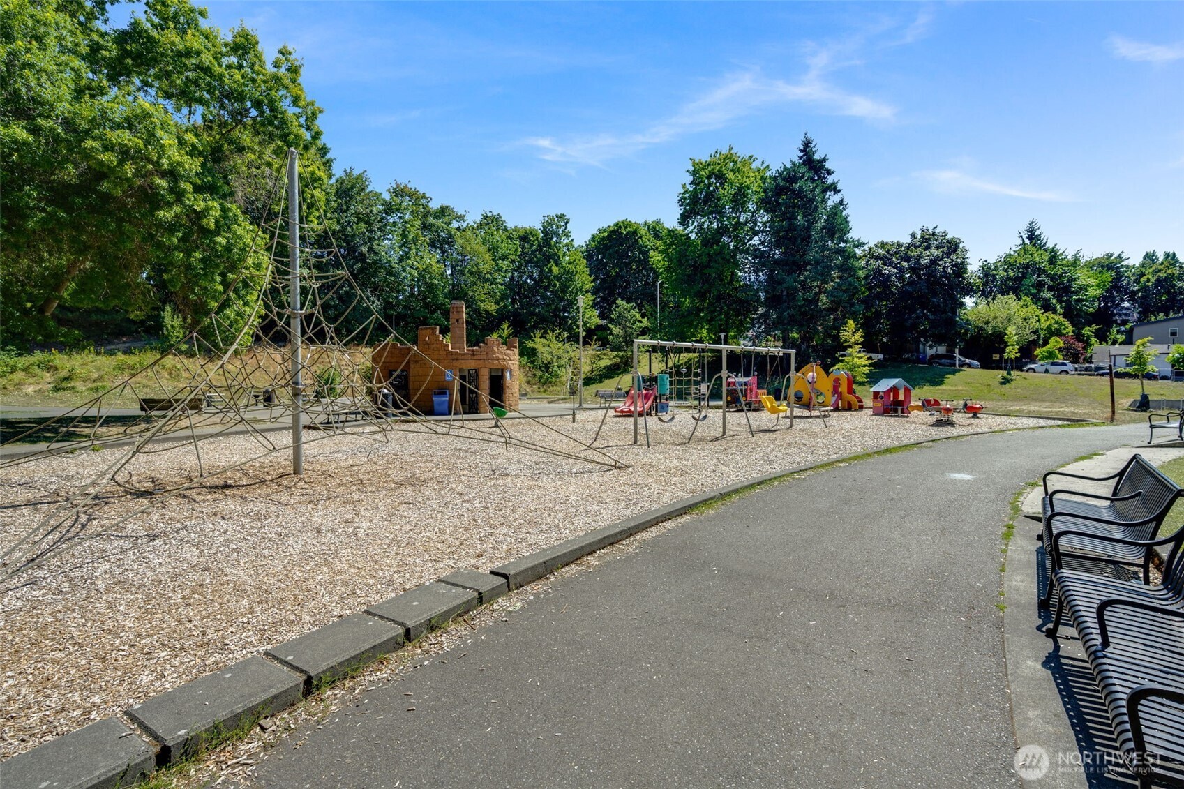 327 Martin Luther King Jr Way