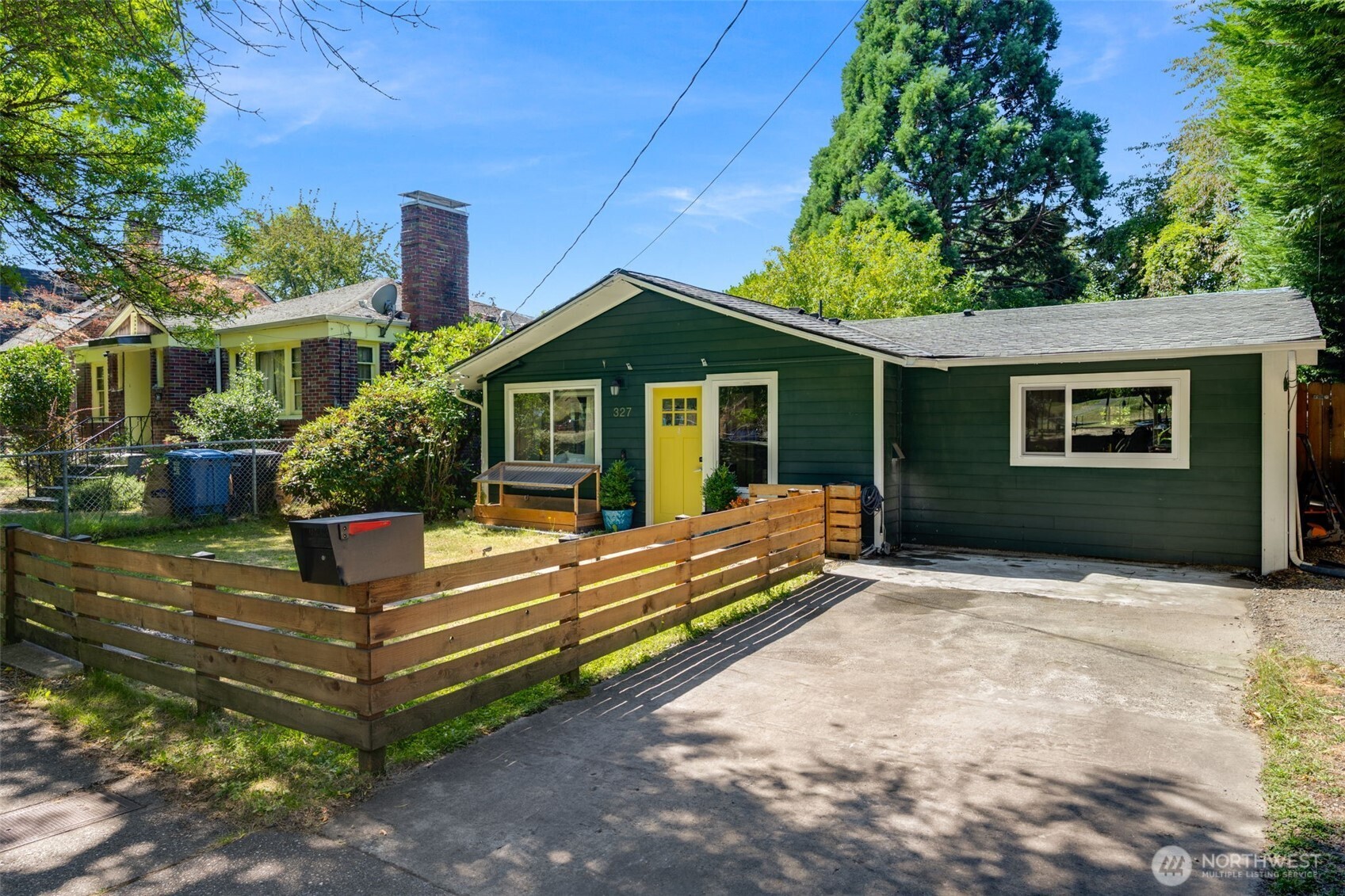 327 Martin Luther King Jr Way