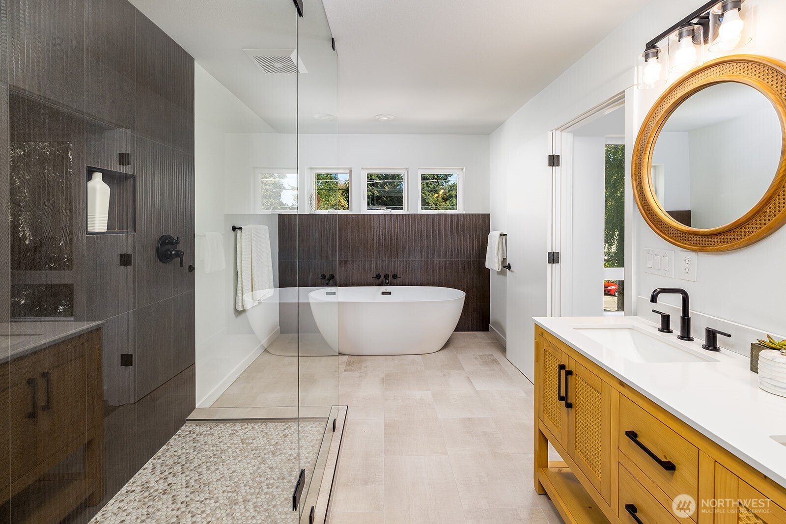 12033 40th Avenue NE Unit: A