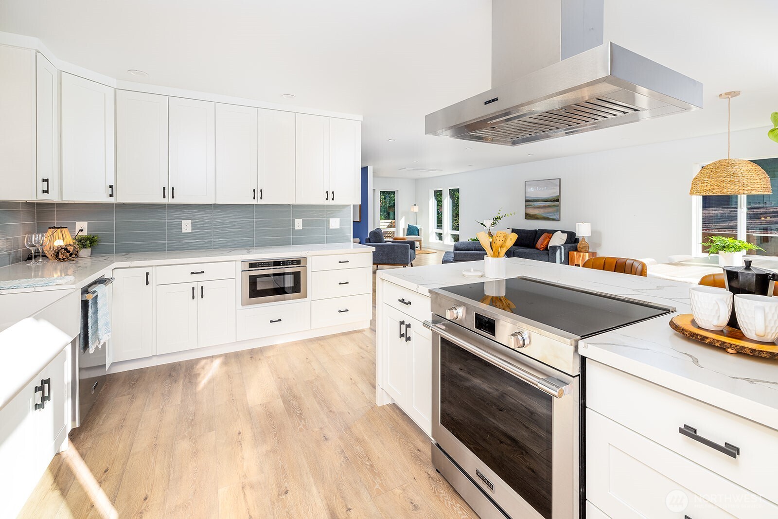 12033 40th Avenue NE Unit: A