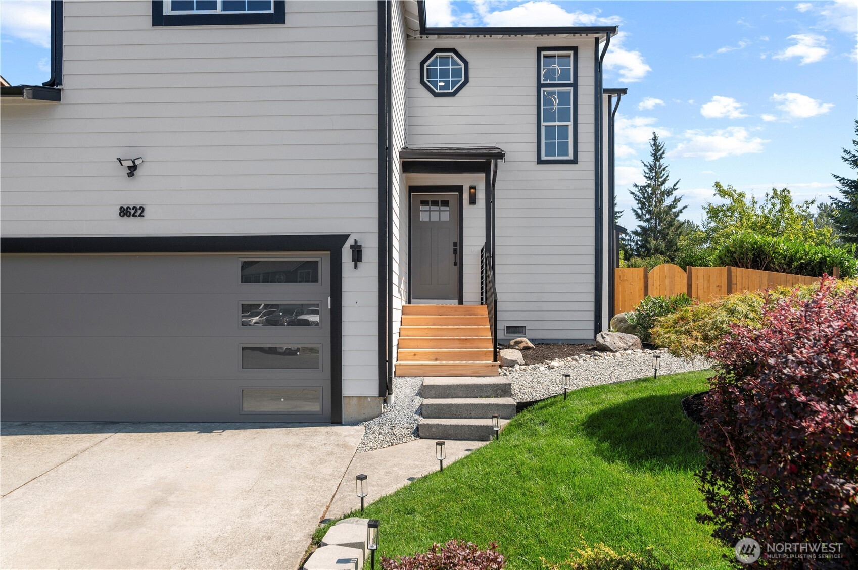8622 12th Place NE