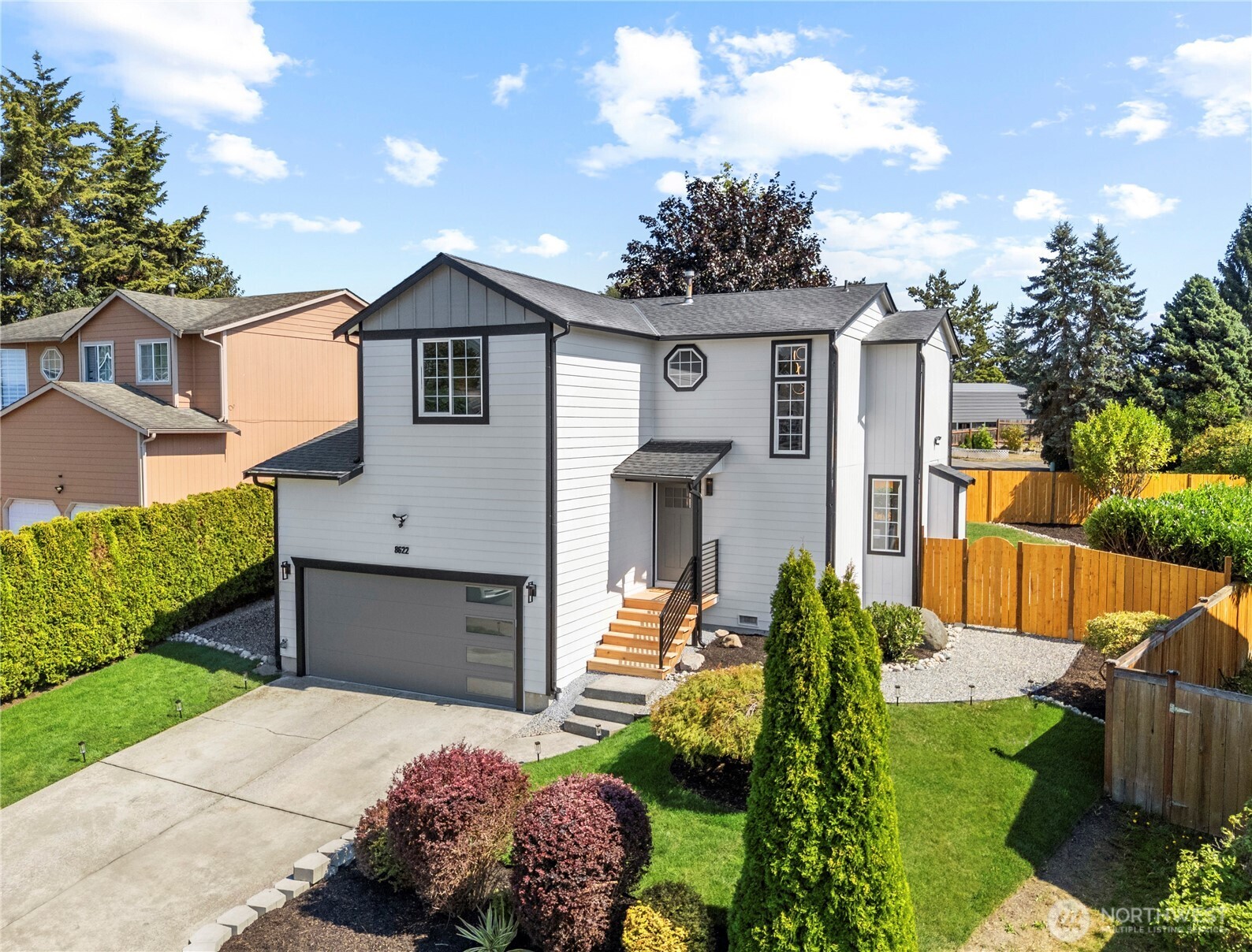 8622 12th Place NE