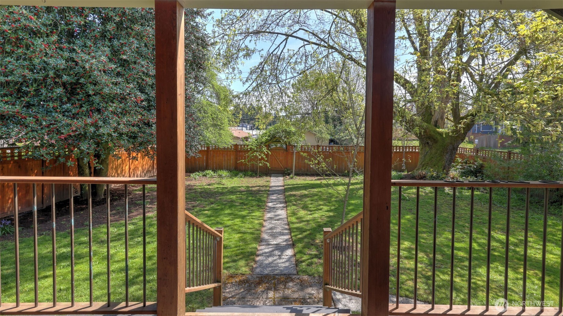 10735 Whitman Avenue N