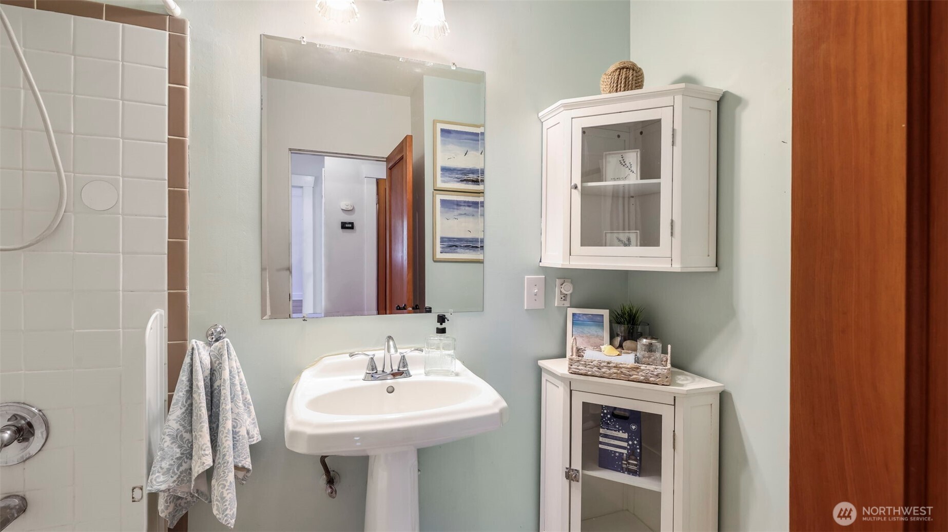 10735 Whitman Avenue N