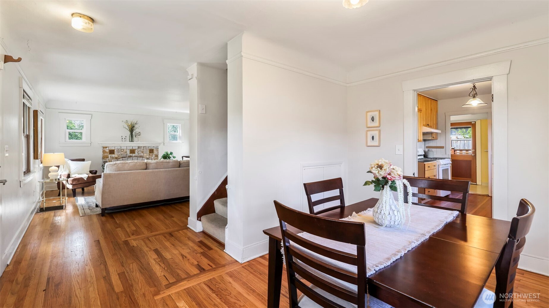 10735 Whitman Avenue N