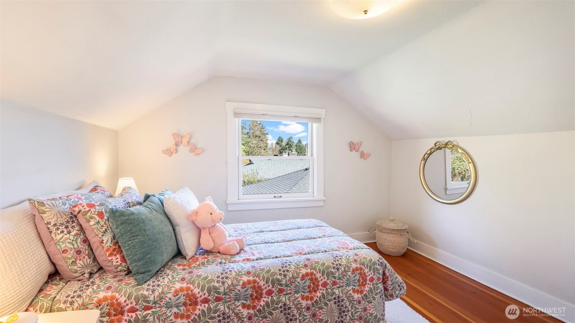 10735 Whitman Avenue N