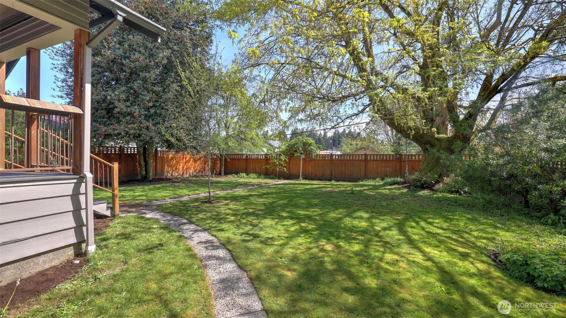 10735 Whitman Avenue N