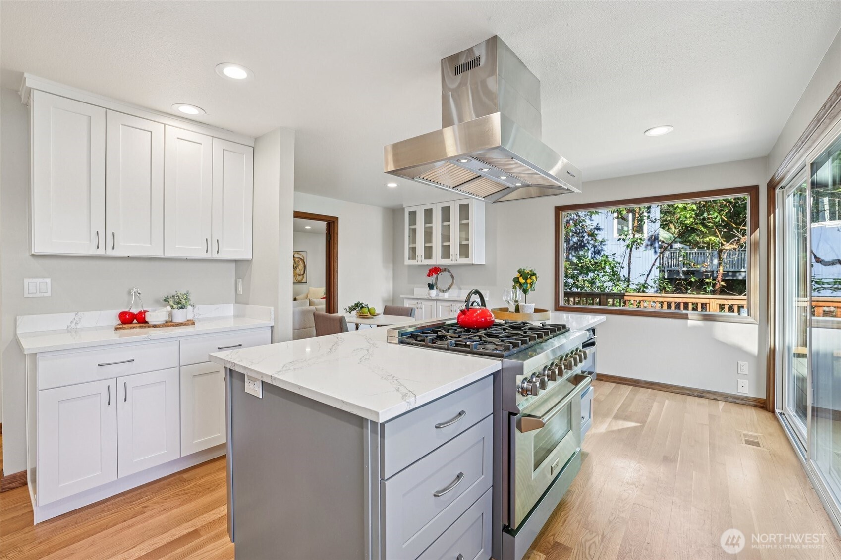 411 West Lake Sammamish Parkway NE