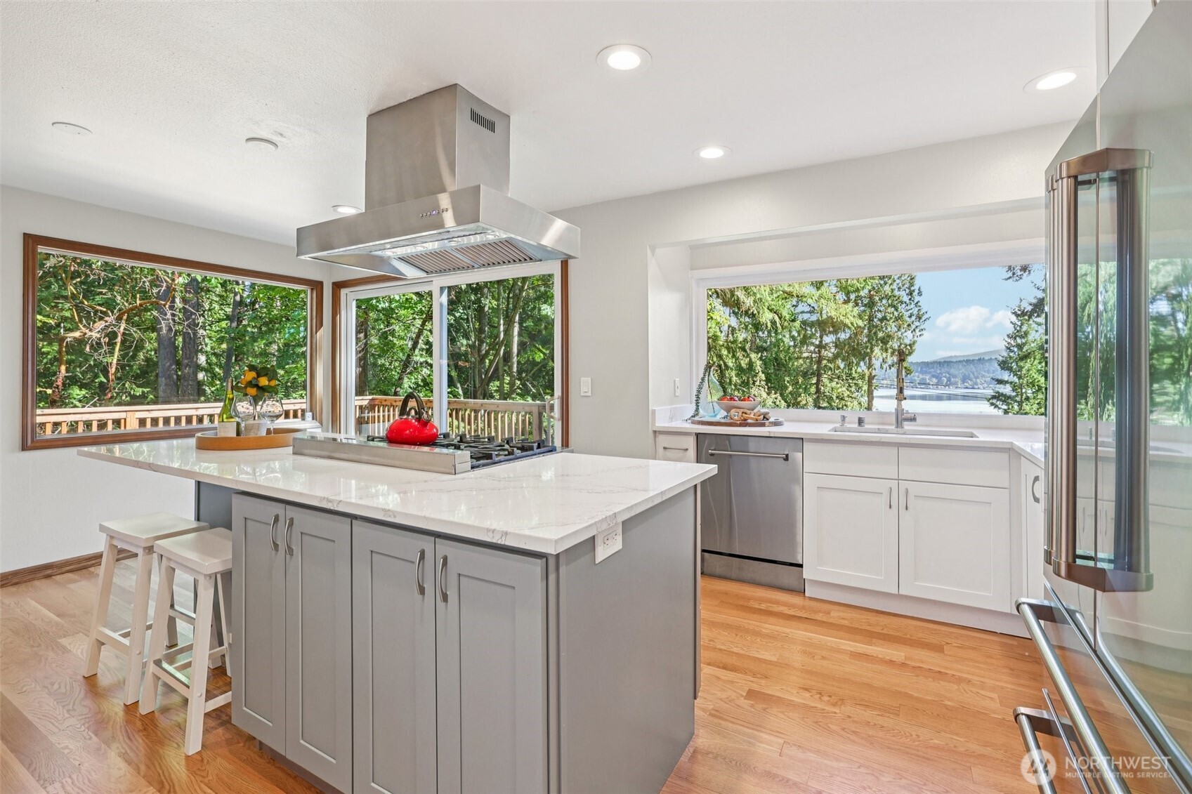 411 West Lake Sammamish Parkway NE