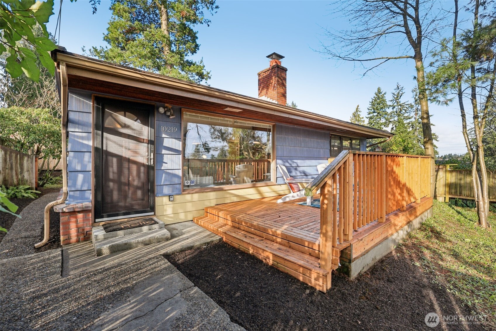 10219 15th Avenue NE