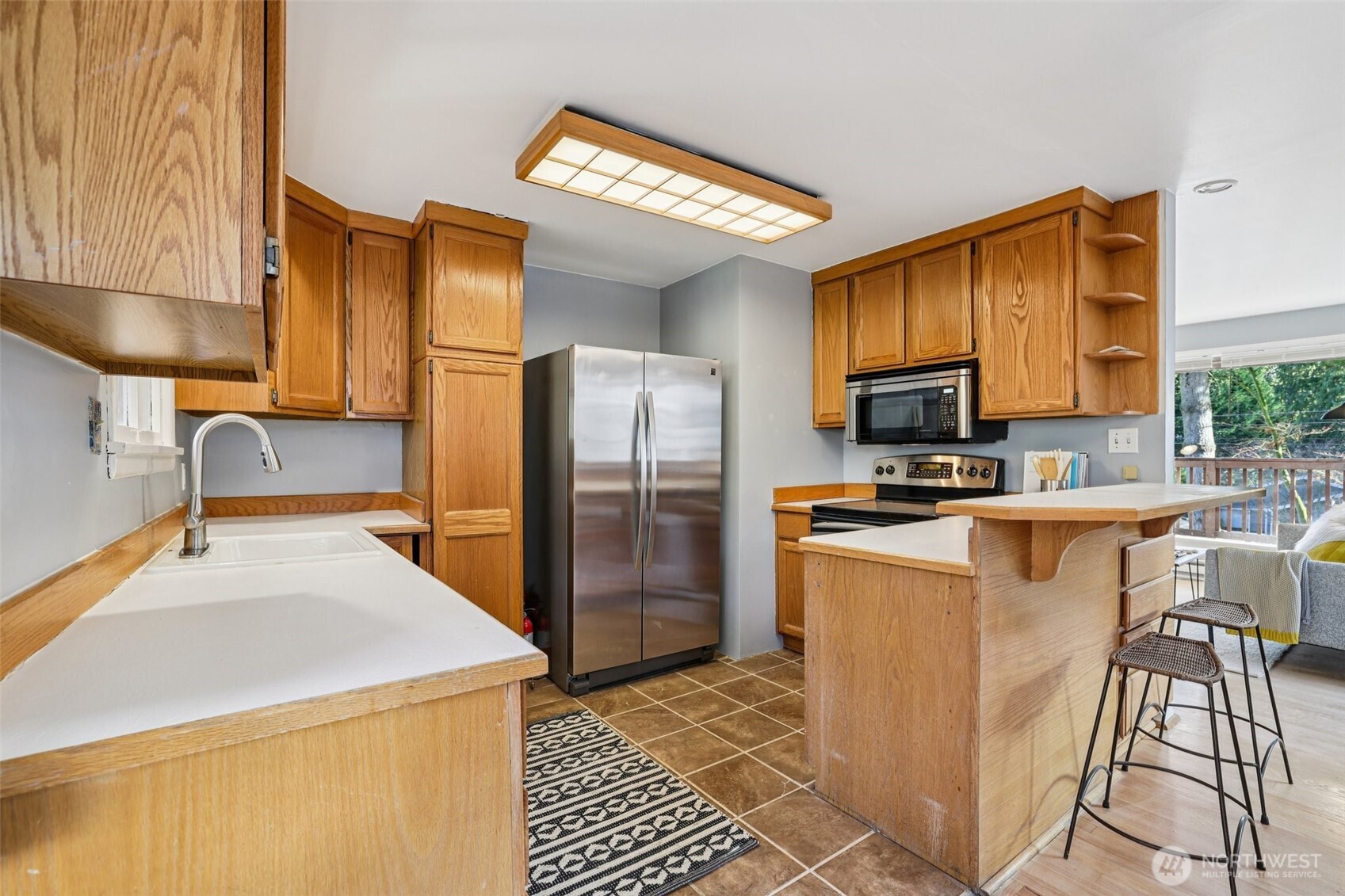 10219 15th Avenue NE