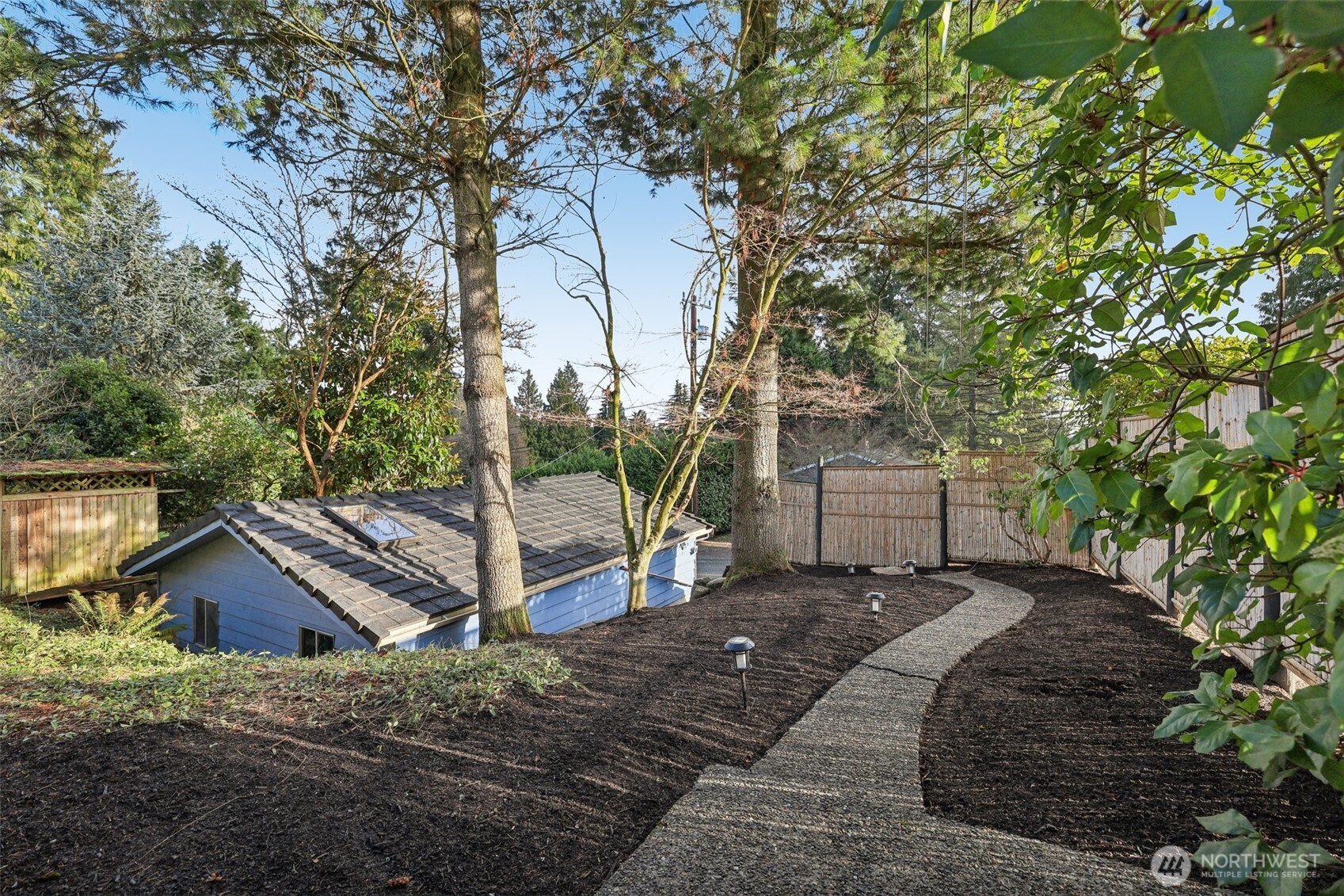 10219 15th Avenue NE