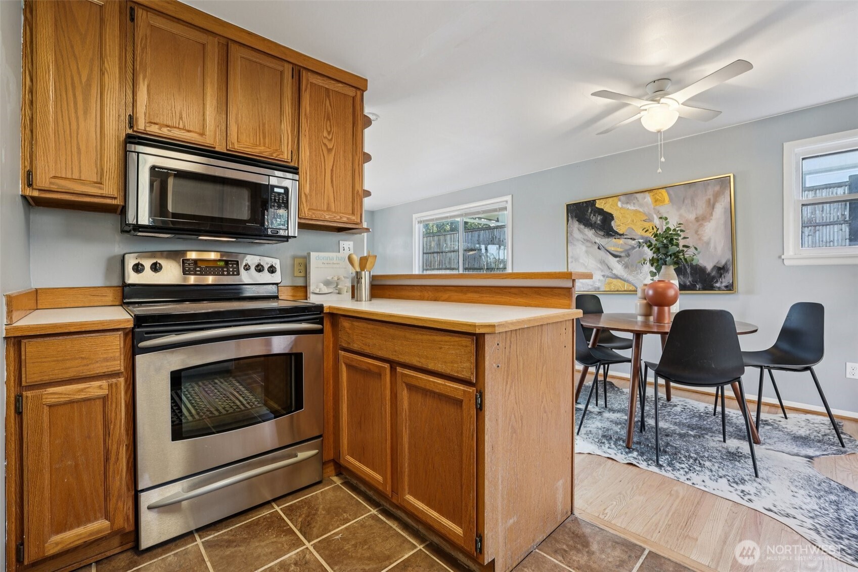 10219 15th Avenue NE