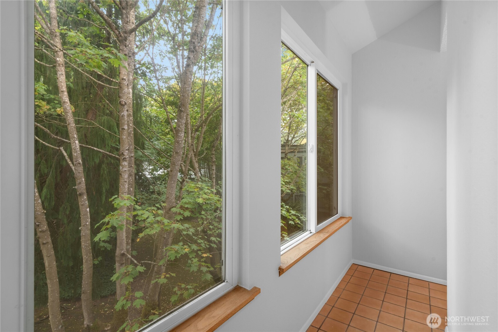 13717 Linden Avenue N Unit: 313