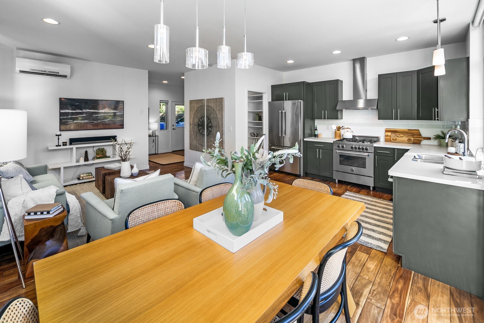 2808 14th Avenue W Unit: B