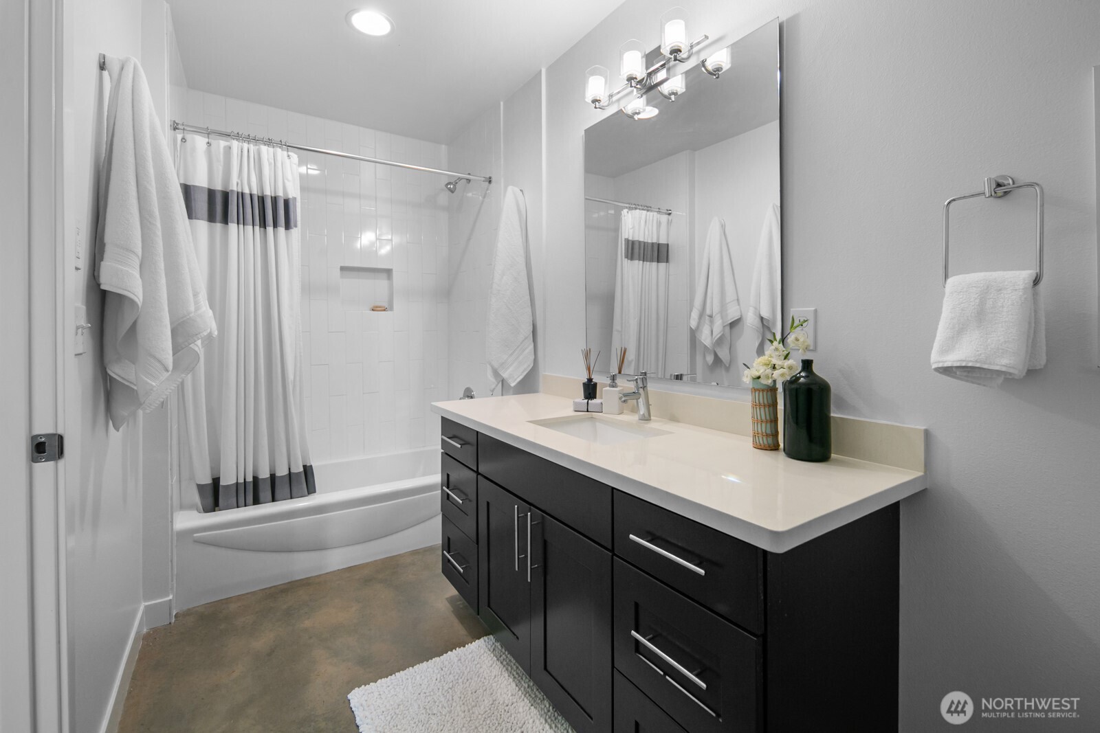 2808 14th Avenue W Unit: B
